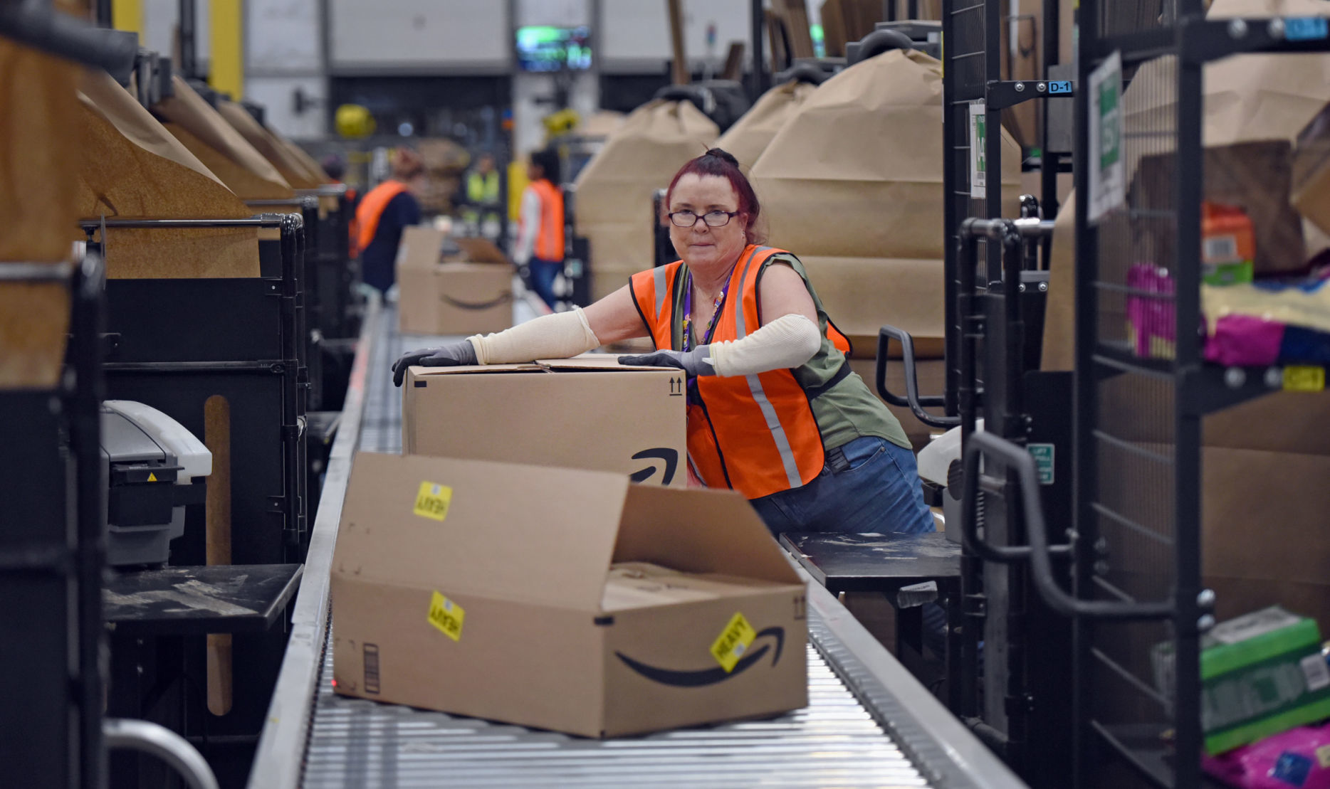 Amazon Fulfillment Center 10